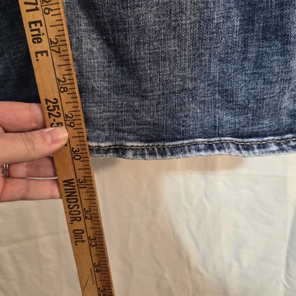 Silver Jeans Suki Size 18 Mid Rise Straight Leg Slightly Distressed - Picture 12 of 13